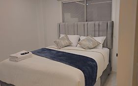 Hotel West Inn