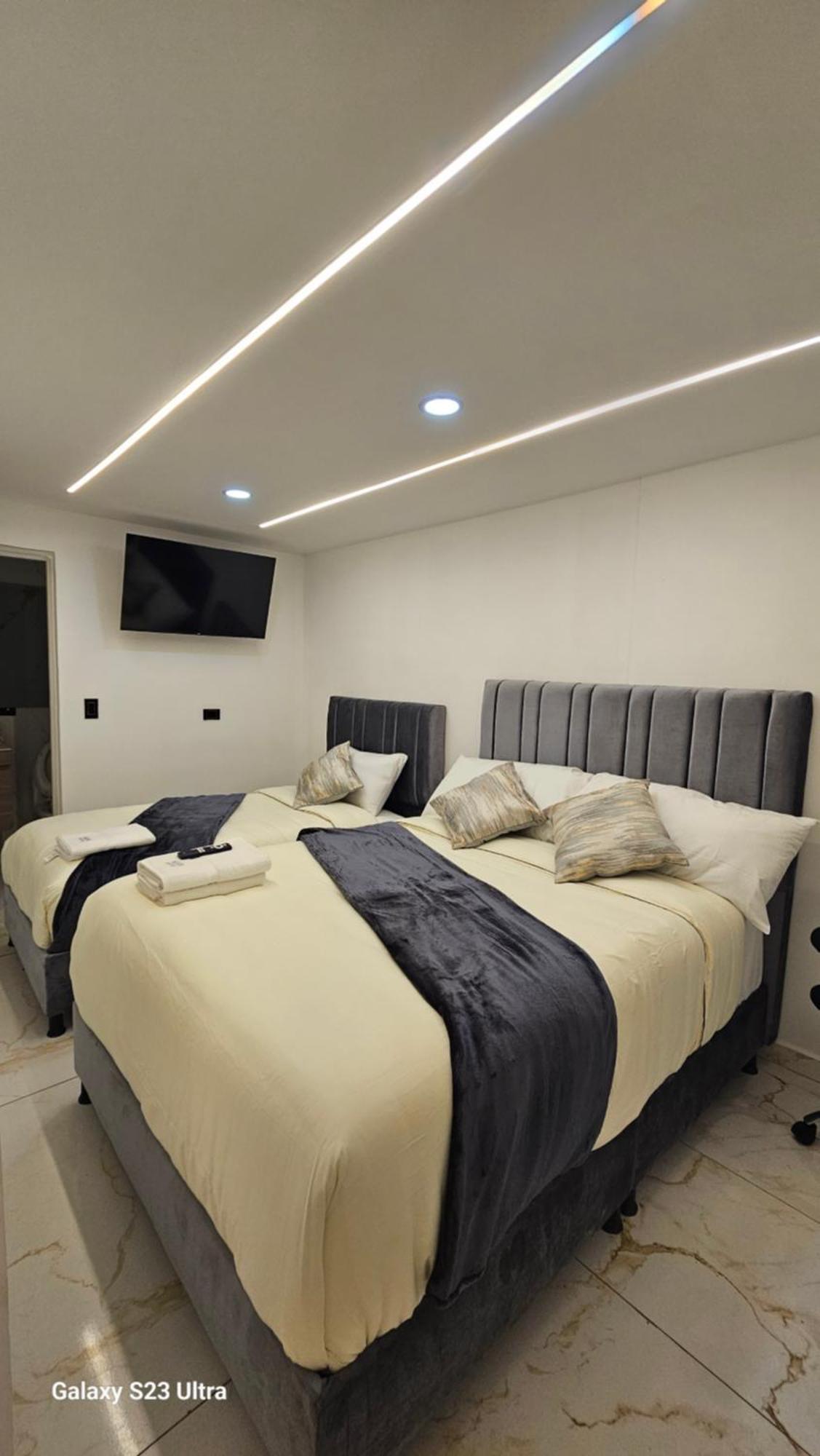 Hotel West Inn Bogota Exterior photo