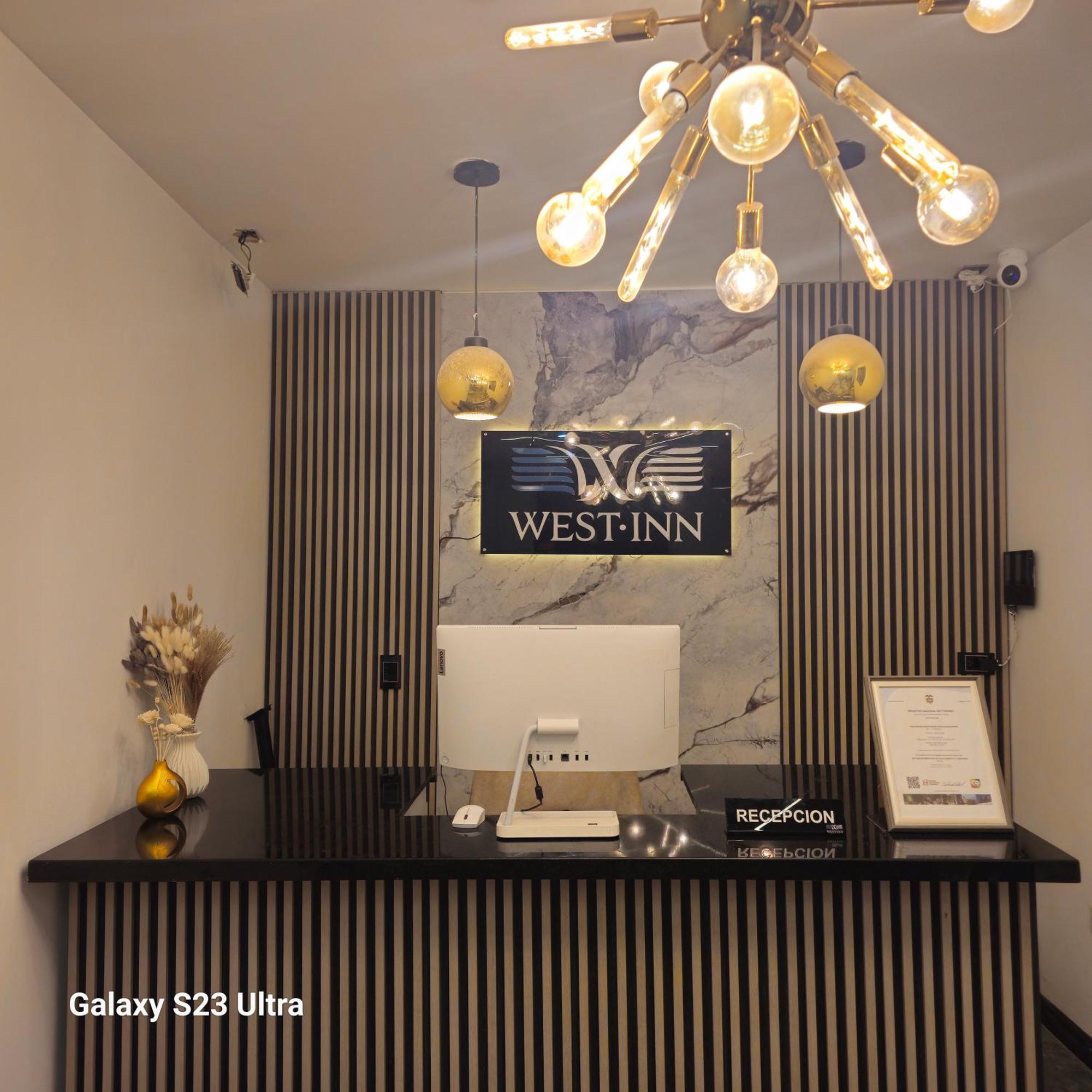 Hotel West Inn Bogota Exterior photo